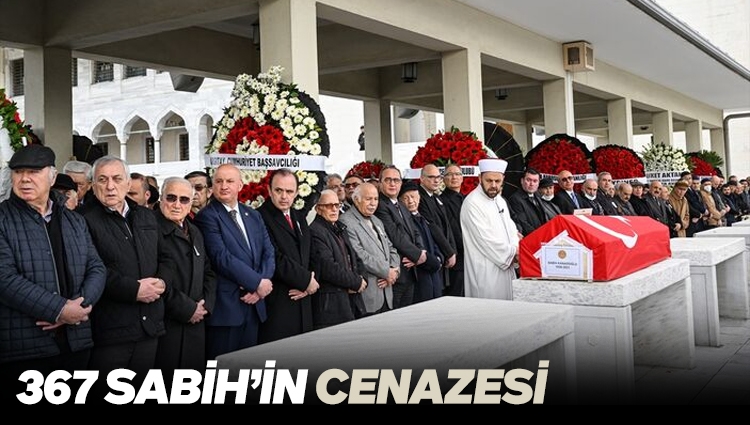 Sabih Kanadoğlu'nun cenaze törenine Kılıçdaroğlu, Akşener, Mansur Yavaş ve İmamoğlu çelenk gönderdi